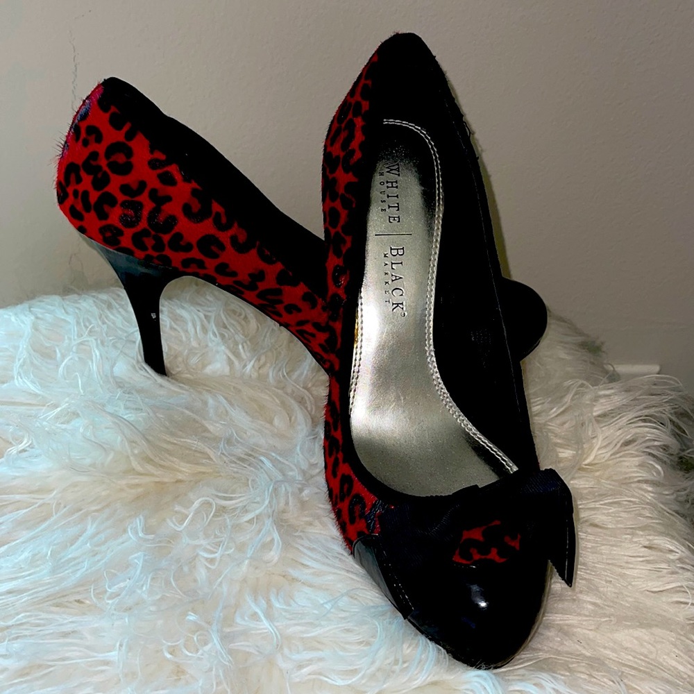 White House Black Market - Re Leopard Pumps